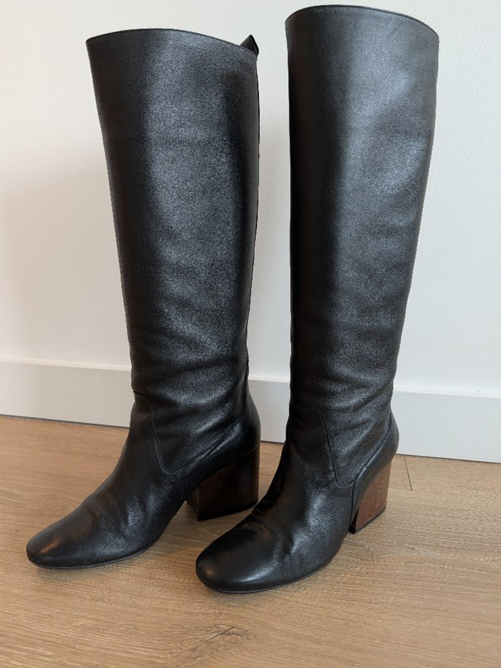 Massimo Dutti Knee Length Black Boots with 2" Heel